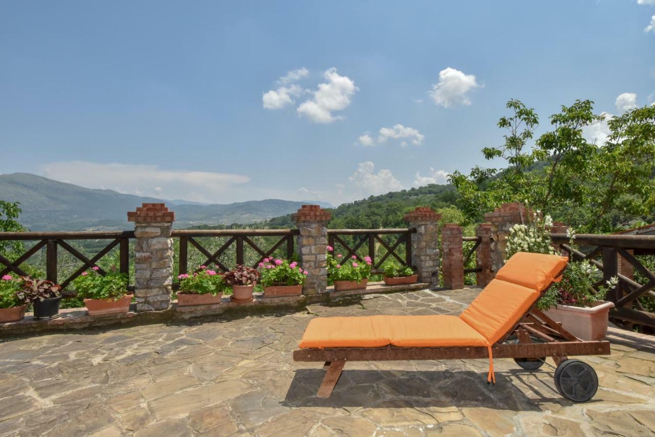 Agriturismo L'Antico Casolare Castelcivita Exterior photo