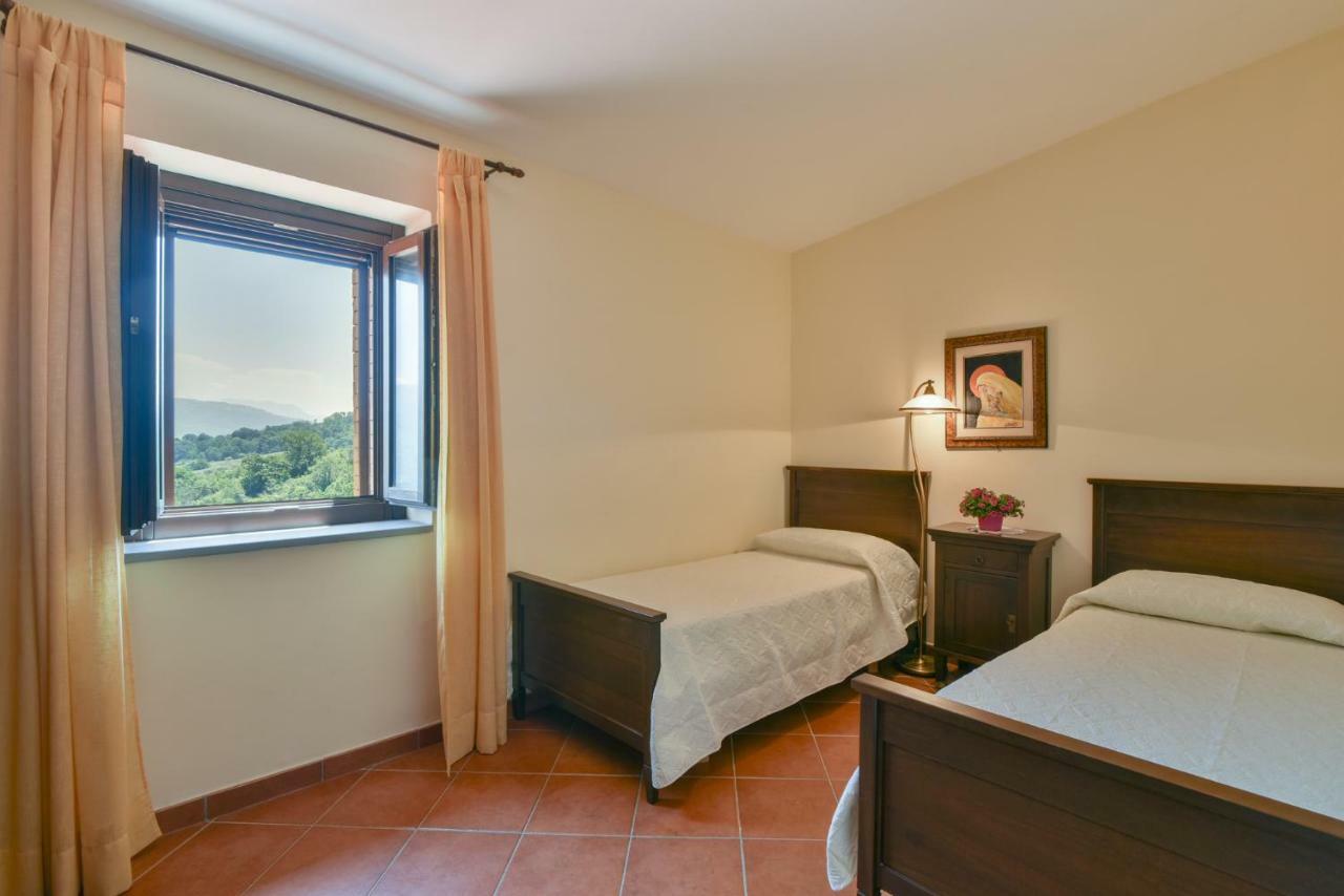 Agriturismo L'Antico Casolare Castelcivita Exterior photo